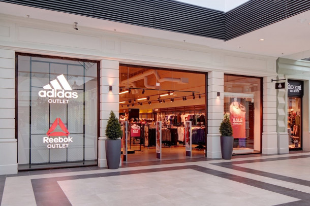 Premium outlet Adidas Reebok letiště Praha